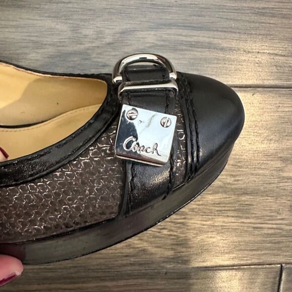 Coach Black & Brown Subtle Reptile Print Platform Almond Toe Heels - Size 7 EUC - Picture 8 of 8